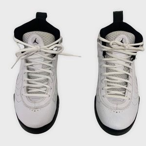 Jordan Team Sneakers